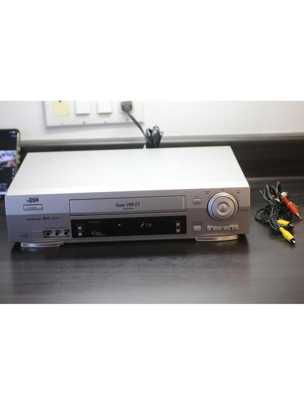 JVC HR-S3910U S-VHS & VHS VCR Super VHS ET /AV Compu Link/Hi-Fi